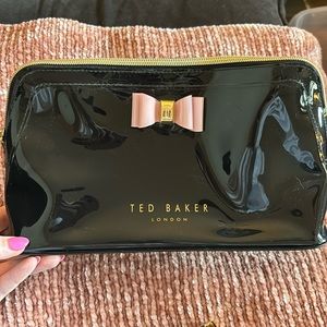 TED BAKER BLACK WITH PINK BOW MAKE UP BAG